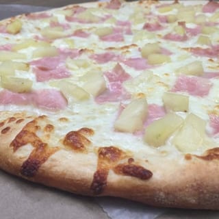 Hawaiian pizza