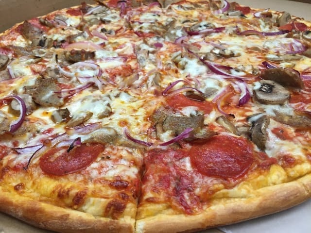 Deluxe pizza.