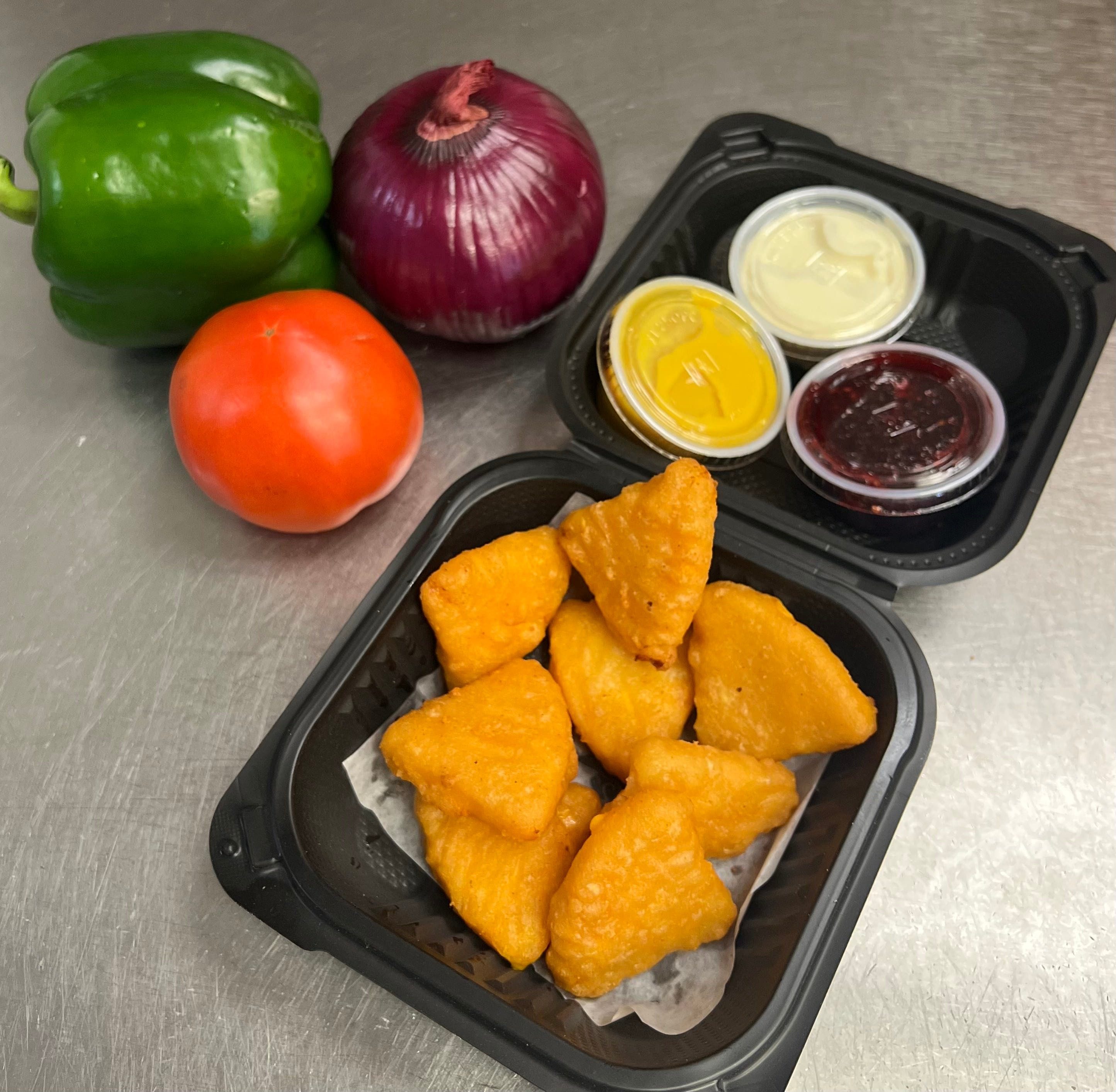 Mac & cheese wedges.