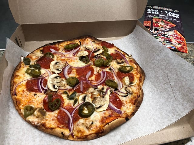 Gusto's pizzadilla.